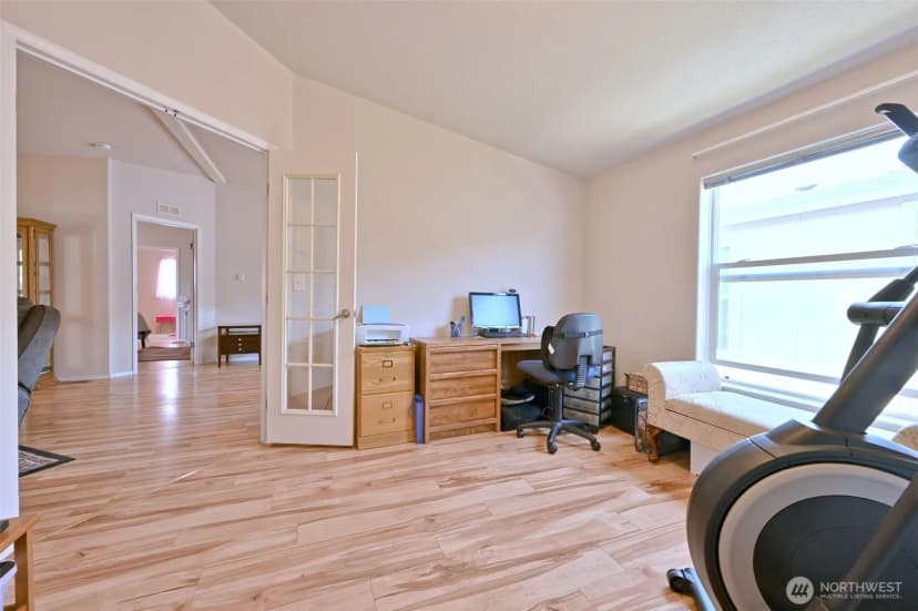Property photo for 2012 94th Street Ct E, Tacoma photo 13