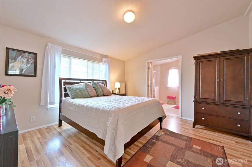 Property photo for 2012 94th Street Ct E, Tacoma photo 18