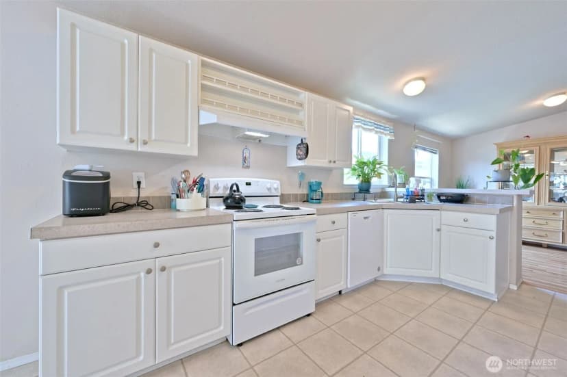 Property photo for 2012 94th Street Ct E, Tacoma photo 23