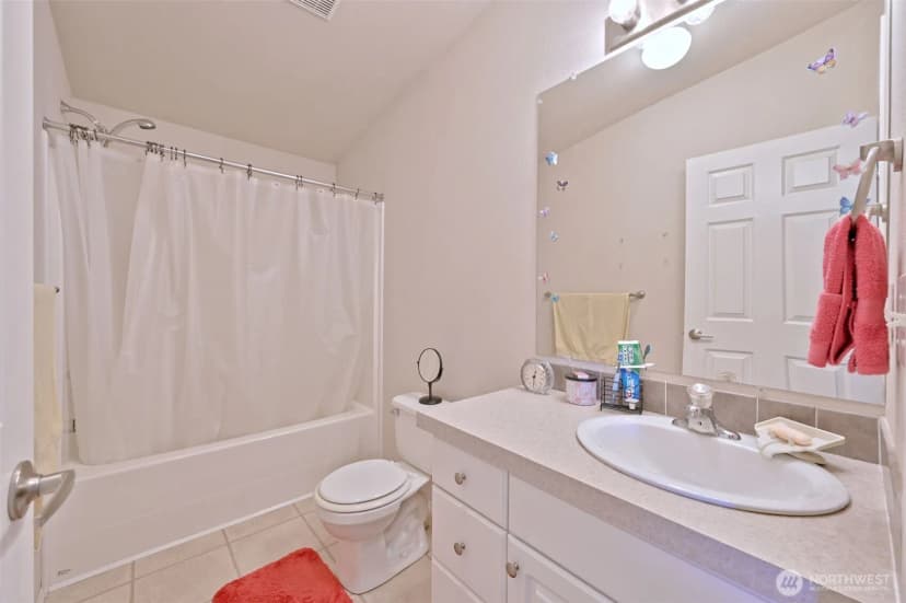 Property photo for 2012 94th Street Ct E, Tacoma photo 11