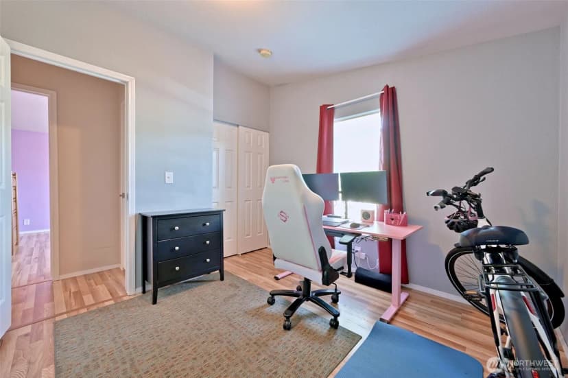 Property photo for 2012 94th Street Ct E, Tacoma photo 9