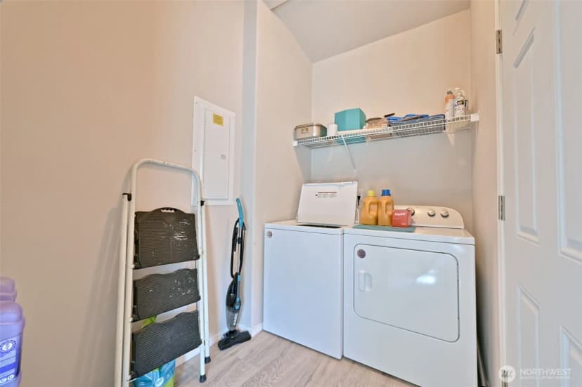 Property photo for 2012 94th Street Ct E, Tacoma photo 27