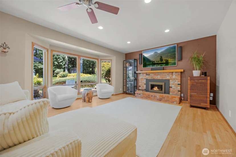 Property photo for 14629 Ne 181st Place, Woodinville photo 31