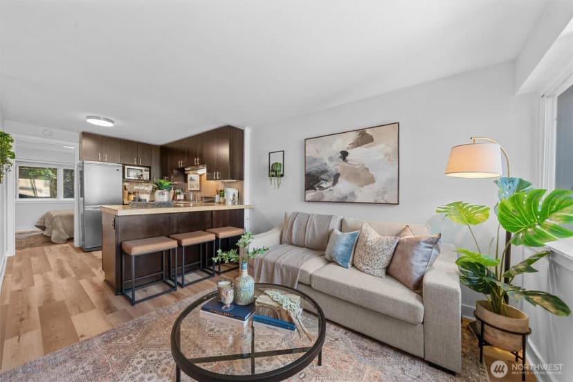 Property photo for 752 Bellevue Avenue E #212, Seattle photo 4