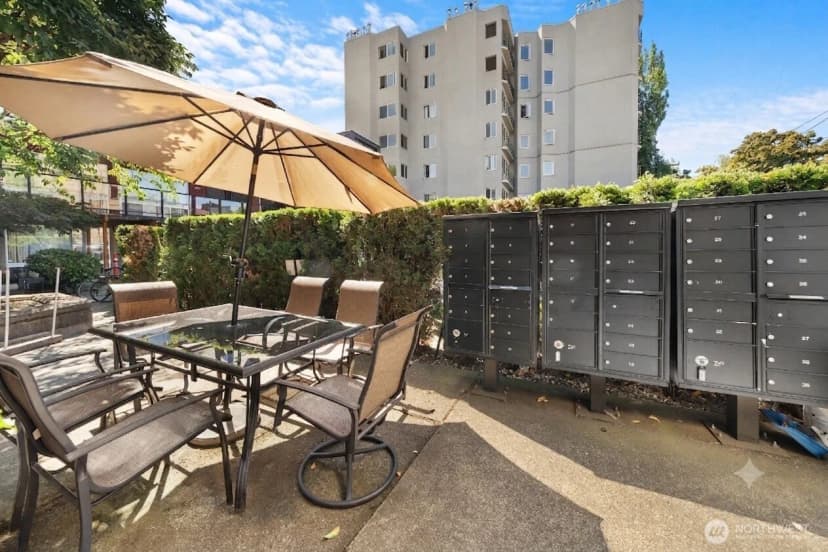 Property photo for 752 Bellevue Avenue E #212, Seattle photo 19
