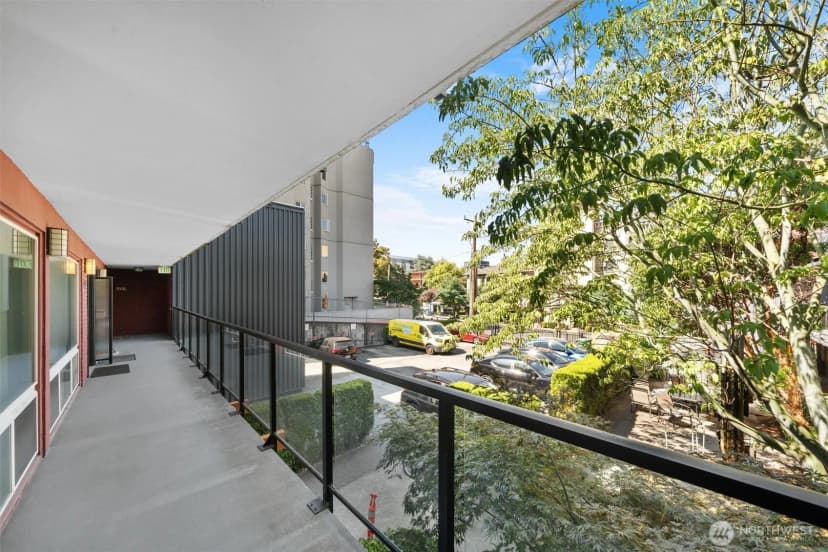 Property photo for 752 Bellevue Avenue E #212, Seattle photo 16