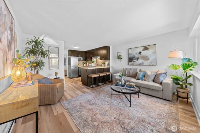 Property photo for 752 Bellevue Avenue E #212, Seattle