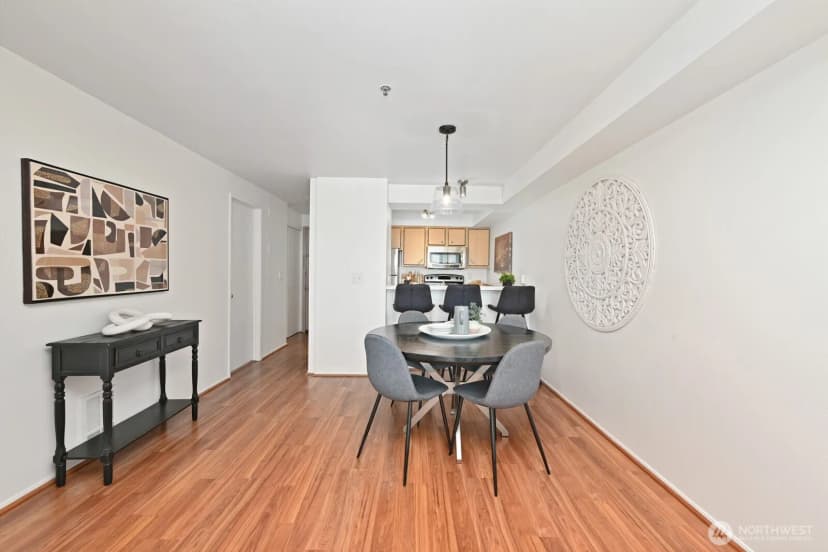 Property photo for 530 Melrose Avenue E #605, Seattle photo 11
