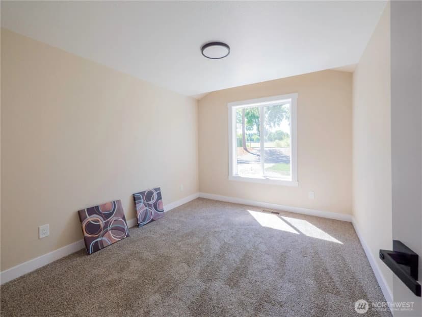 Property photo for 4742 Ruddell Road Se, Lacey photo 15