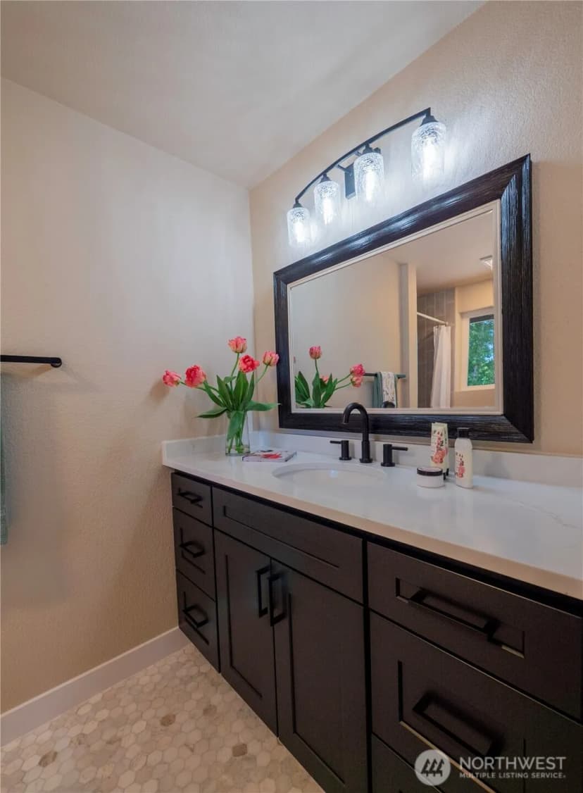 Property photo for 4742 Ruddell Road Se, Lacey photo 17
