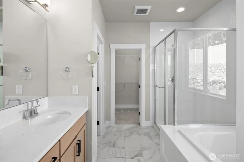 Property photo for 639 S Kent Avenue, East Wenatchee photo 24