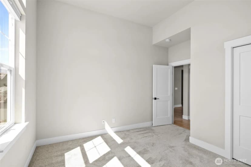 Property photo for 639 S Kent Avenue, East Wenatchee photo 18