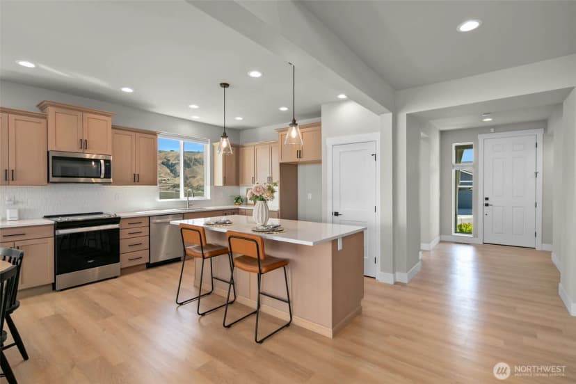Property photo for 639 S Kent Avenue, East Wenatchee photo 9