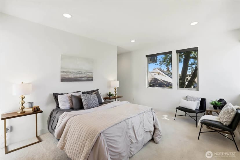 Property photo for 5507 20th Avenue S, Seattle photo 18