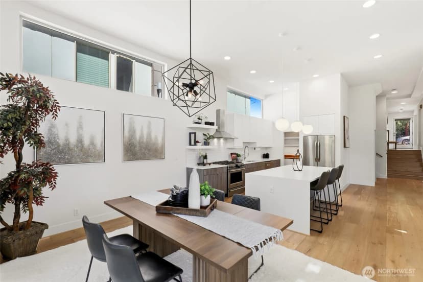 Property photo for 5507 20th Avenue S, Seattle photo 13