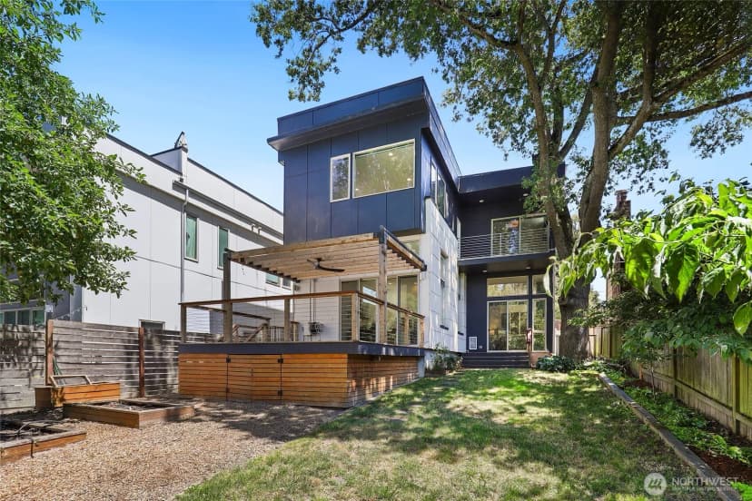 Property photo for 5507 20th Avenue S, Seattle photo 33