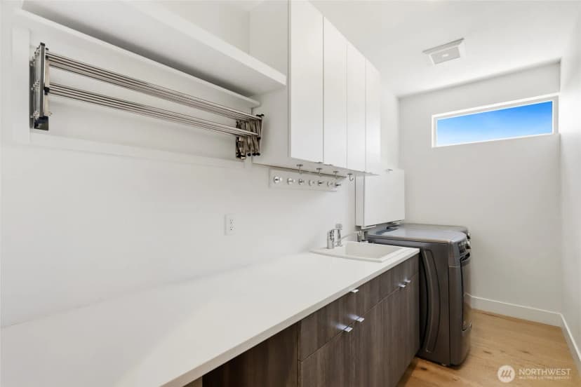 Property photo for 5507 20th Avenue S, Seattle photo 27