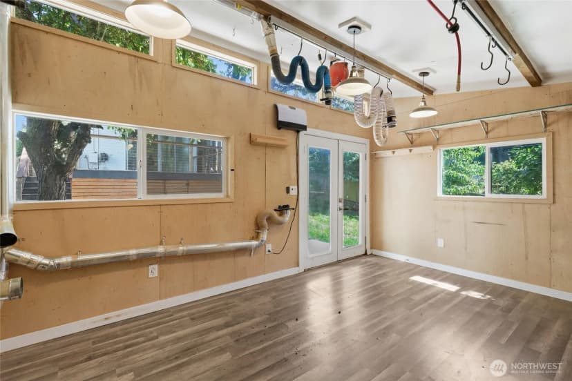 Property photo for 5507 20th Avenue S, Seattle photo 38