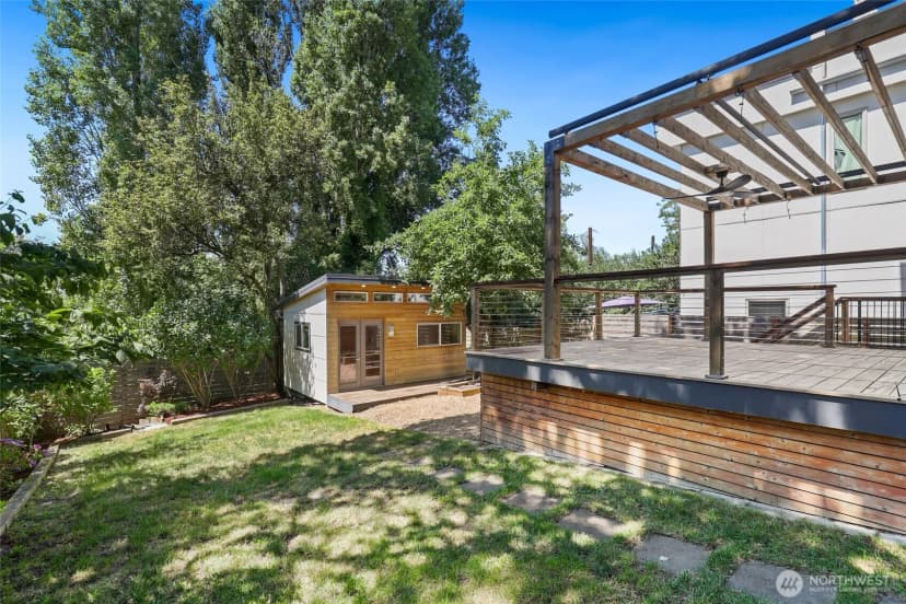 Property photo for 5507 20th Avenue S, Seattle photo 36