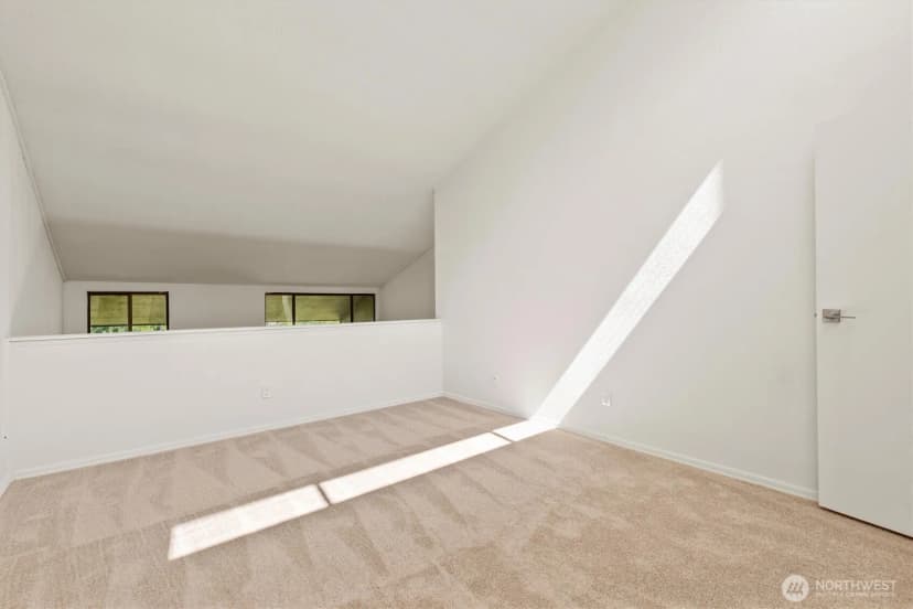 Property photo for 6582 137th Avenue Ne #415, Redmond photo 16