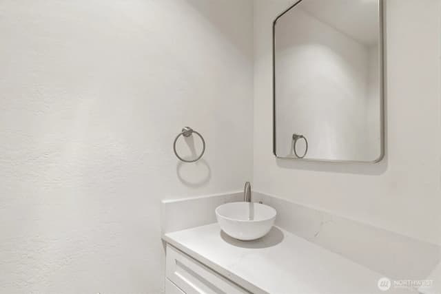 Property photo for 6582 137th Avenue Ne #415, Redmond photo 4