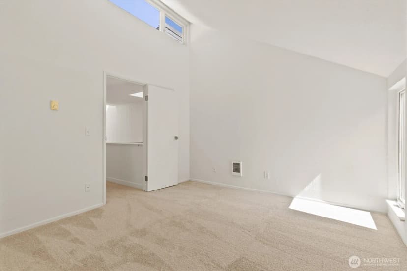 Property photo for 6582 137th Avenue Ne #415, Redmond photo 18