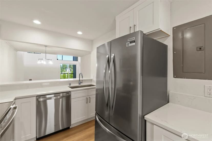 Property photo for 6582 137th Avenue Ne #415, Redmond photo 8