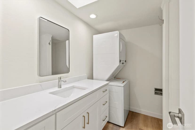 Property photo for 6582 137th Avenue Ne #415, Redmond photo 17