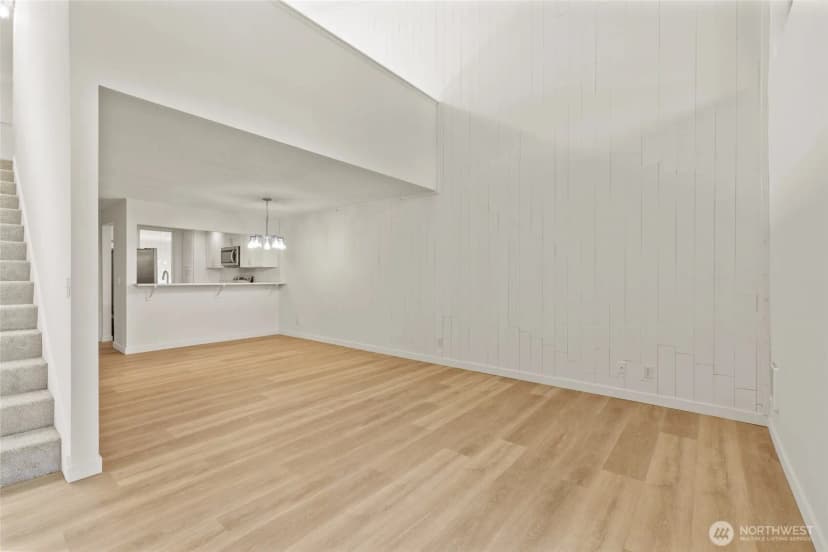 Property photo for 6582 137th Avenue Ne #415, Redmond photo 11