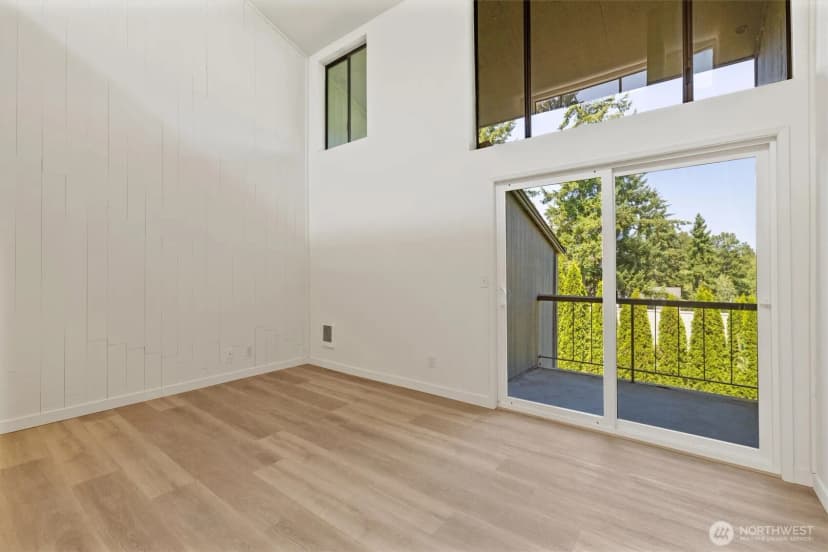 Property photo for 6582 137th Avenue Ne #415, Redmond photo 13