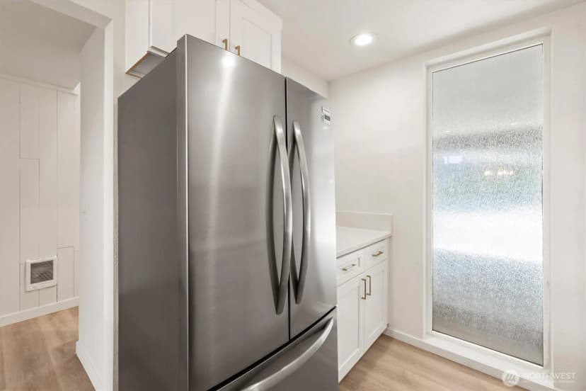 Property photo for 6582 137th Avenue Ne #415, Redmond photo 7