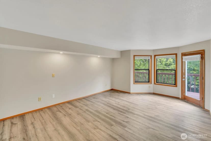 Property photo for 205 Spring Place, Enumclaw photo 19