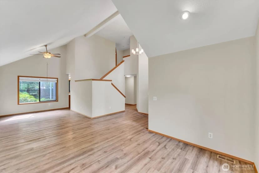 Property photo for 205 Spring Place, Enumclaw photo 6