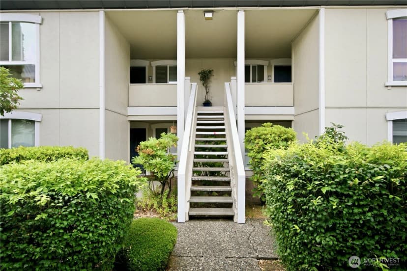 Property photo for 1603 103rd Pl Ne #o7, Bellevue photo 21