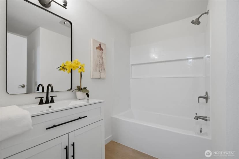 Property photo for 1603 103rd Pl Ne #o7, Bellevue photo 14