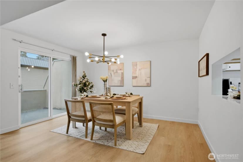 Property photo for 1603 103rd Pl Ne #o7, Bellevue photo 5