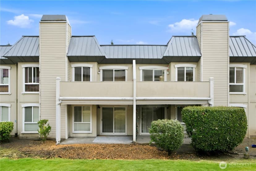 Property photo for 1603 103rd Pl Ne #o7, Bellevue photo 18