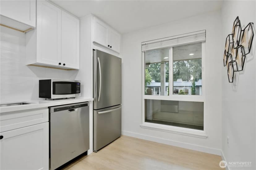 Property photo for 1603 103rd Pl Ne #o7, Bellevue photo 9