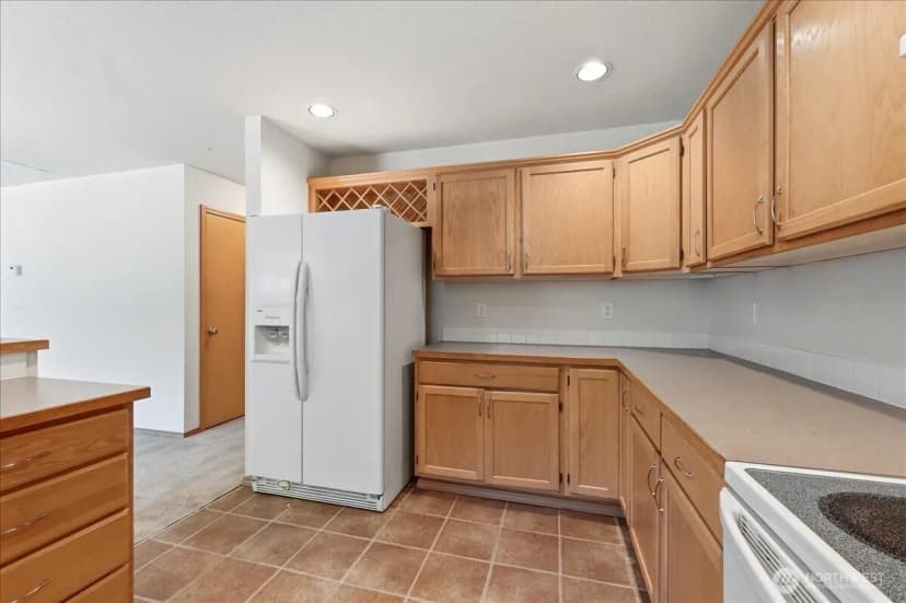 Property photo for 4227 Shale Street Se, Lacey photo 9