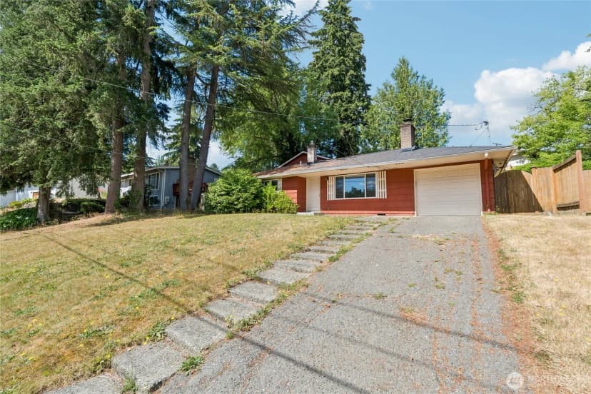 Property photo for 1033 151st Avenue Se, Bellevue photo 31
