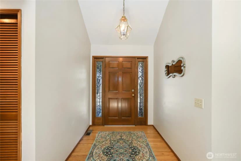 Property photo for 1407 289th Place, Federal Way photo 4
