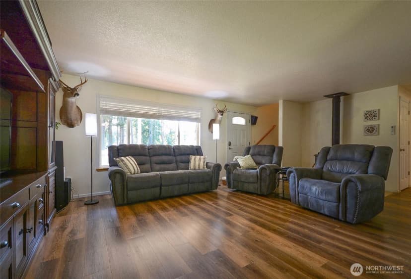 Property photo for 15016 Palmer Lane Se, Tenino photo 6