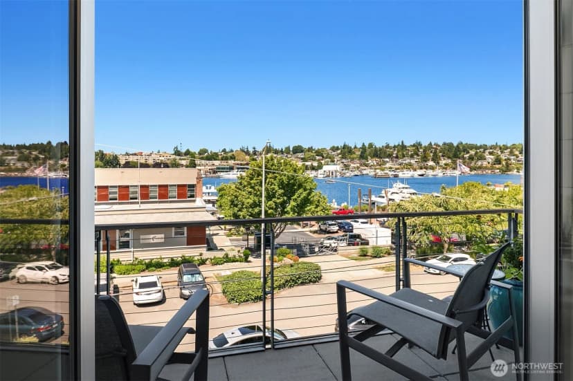 Property photo for 2804 Fairview Avenue E, Seattle photo 19