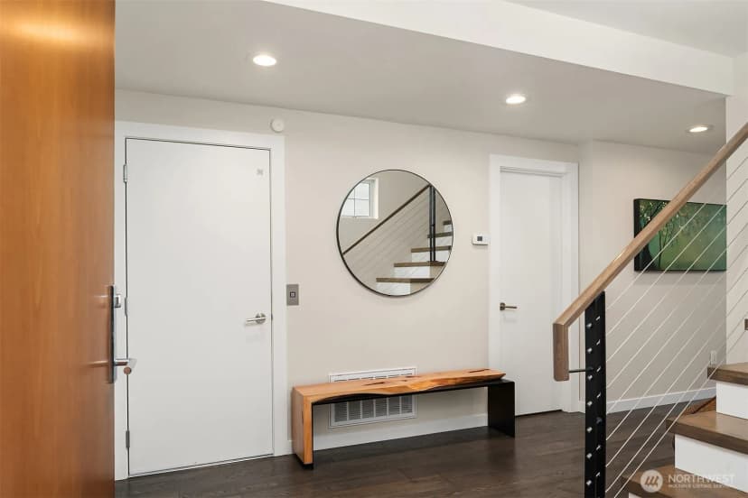 Property photo for 2804 Fairview Avenue E, Seattle photo 6