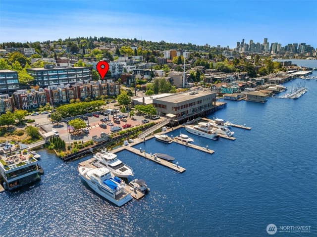 Property photo for 2804 Fairview Avenue E, Seattle photo 2