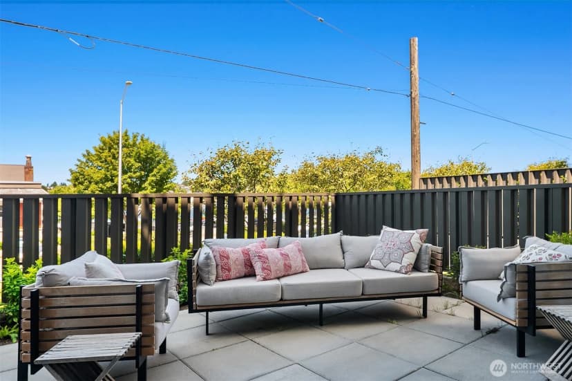 Property photo for 2804 Fairview Avenue E, Seattle photo 12