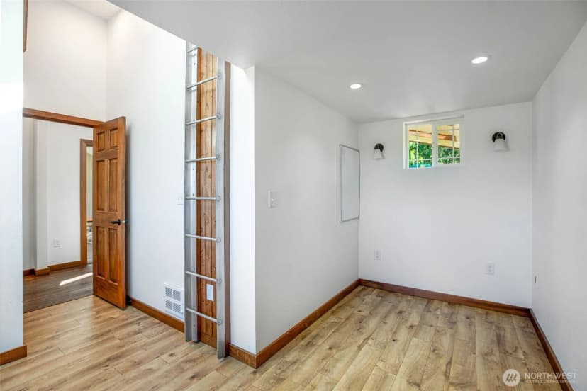 Property photo for 31616 Ne 55th Street, Carnation photo 14