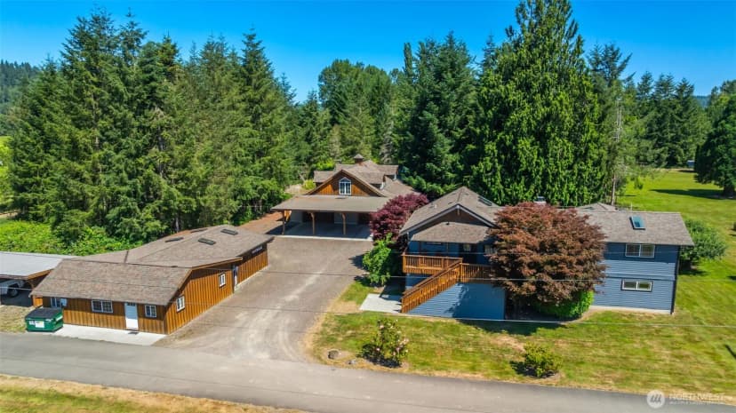 Property photo for 31616 Ne 55th Street, Carnation
