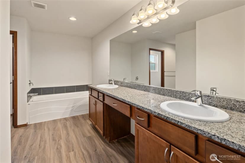 Property photo for 2012 W Sunnyview Lane, Ellensburg photo 24