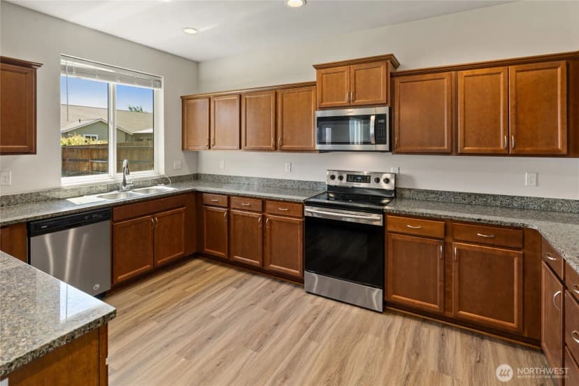 Property photo for 2012 W Sunnyview Lane, Ellensburg photo 13